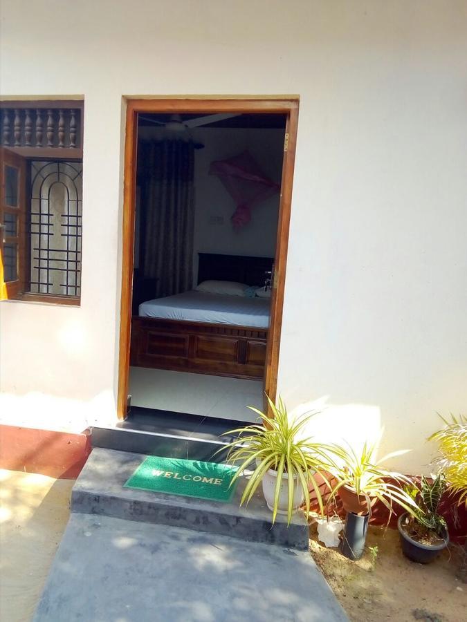 Nethmi Rooms Negombo Kültér fotó